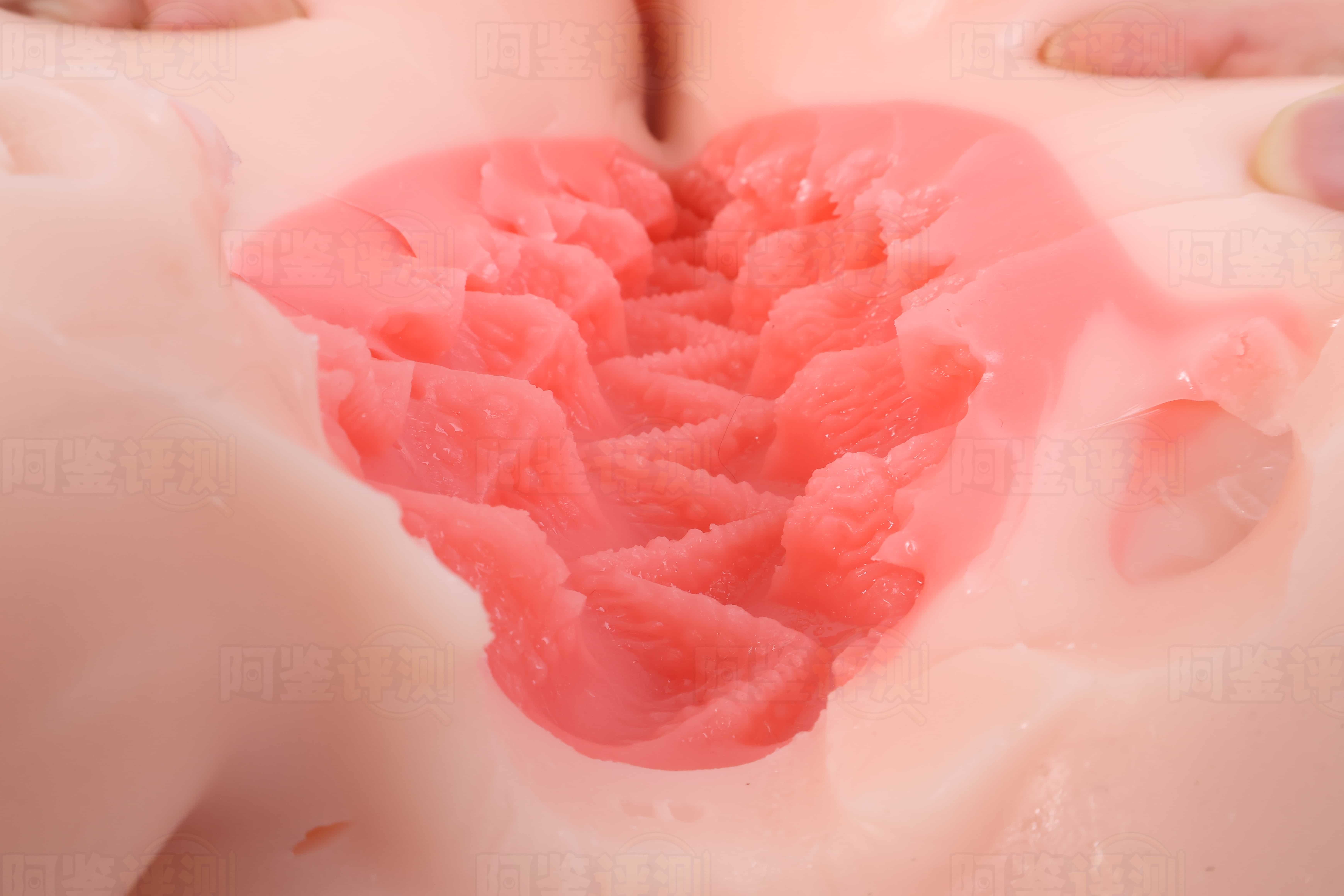 LoveFactor——”男娘圣体”评测！硬核的勃起大牛至！这男人的身体竟也能如此丰满