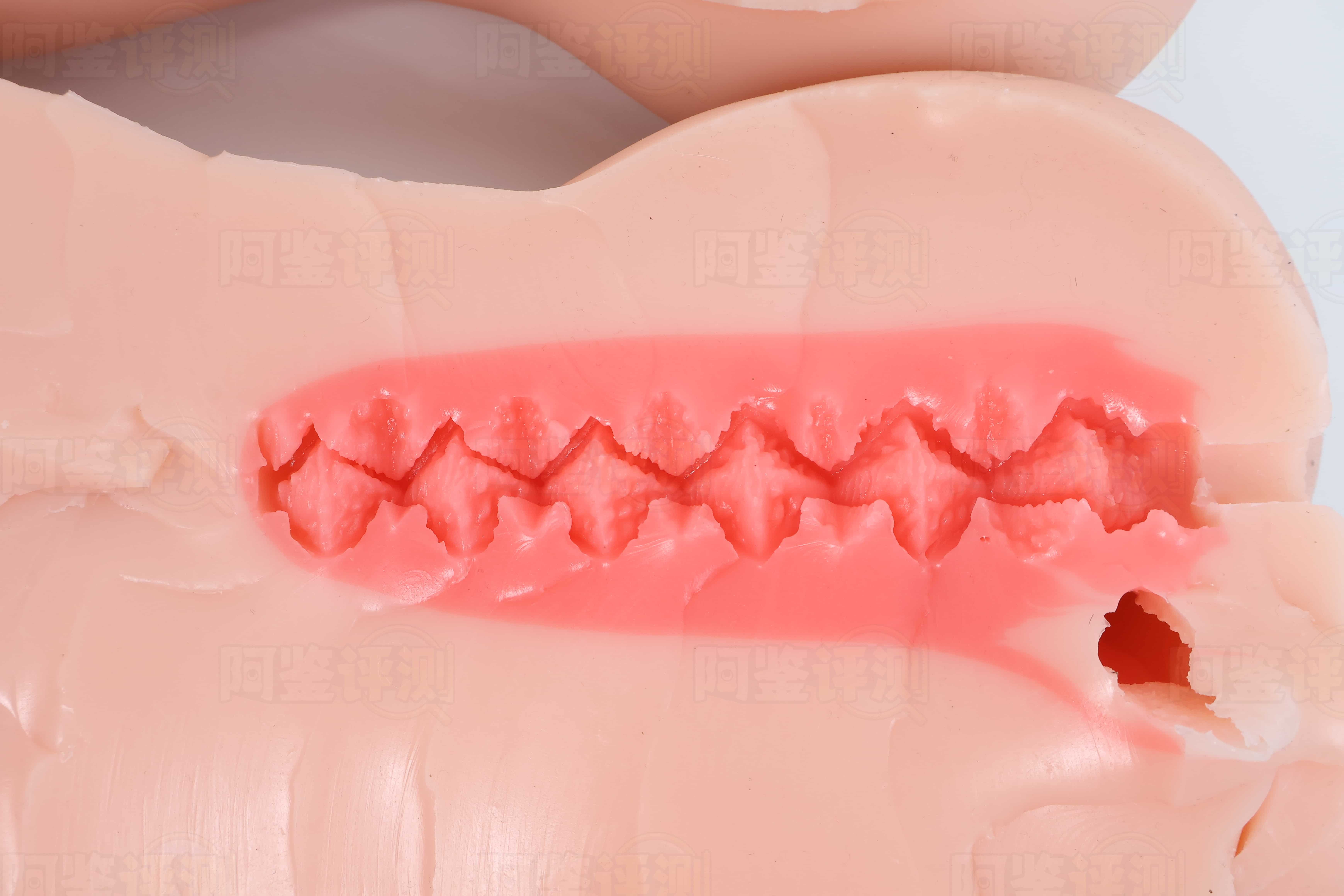 LoveFactor——”男娘圣体”评测！硬核的勃起大牛至！这男人的身体竟也能如此丰满