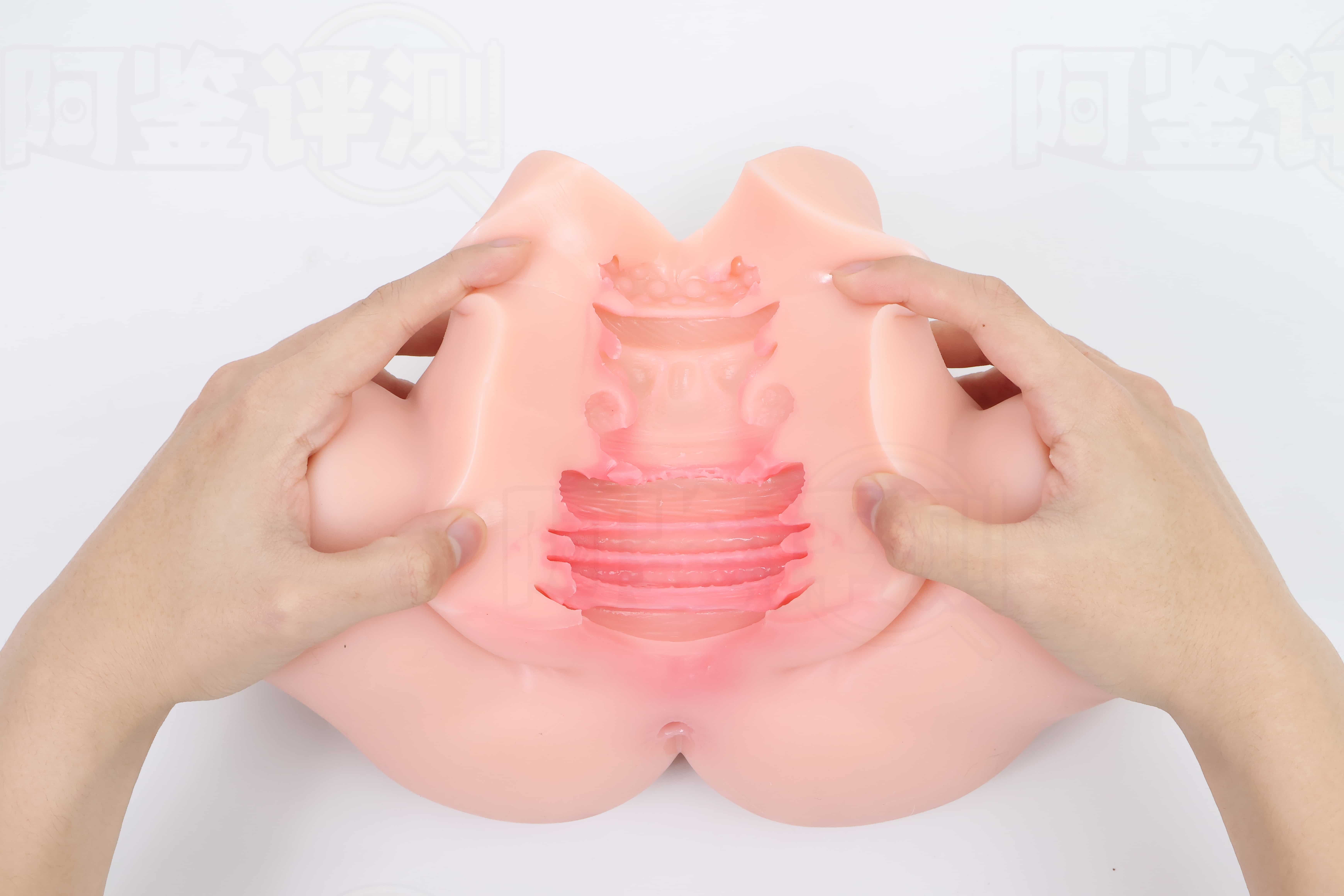 COC——“猫娘美优酱”评测!外观确实很可爱,但体验的其他方面几乎全是错的